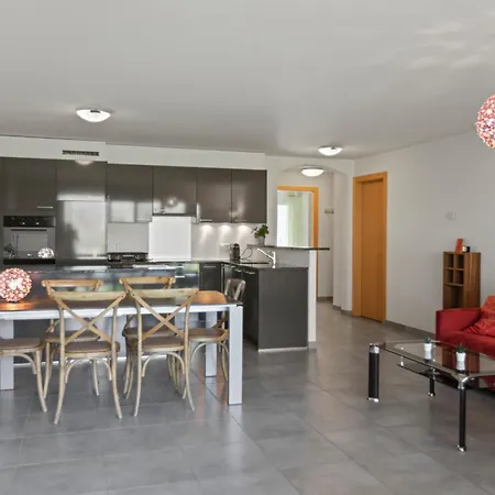 アパート Detente Thermale A Proche Des Bains, 4 Personnes サイヨン